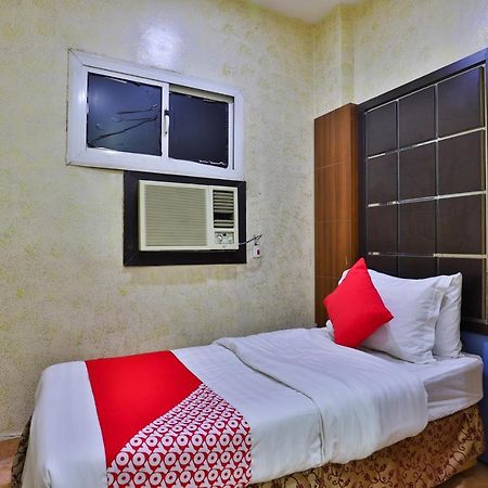 Oyo 396 Alam Al Sala Al Kobra Towers Hotel Jeddah Exterior photo