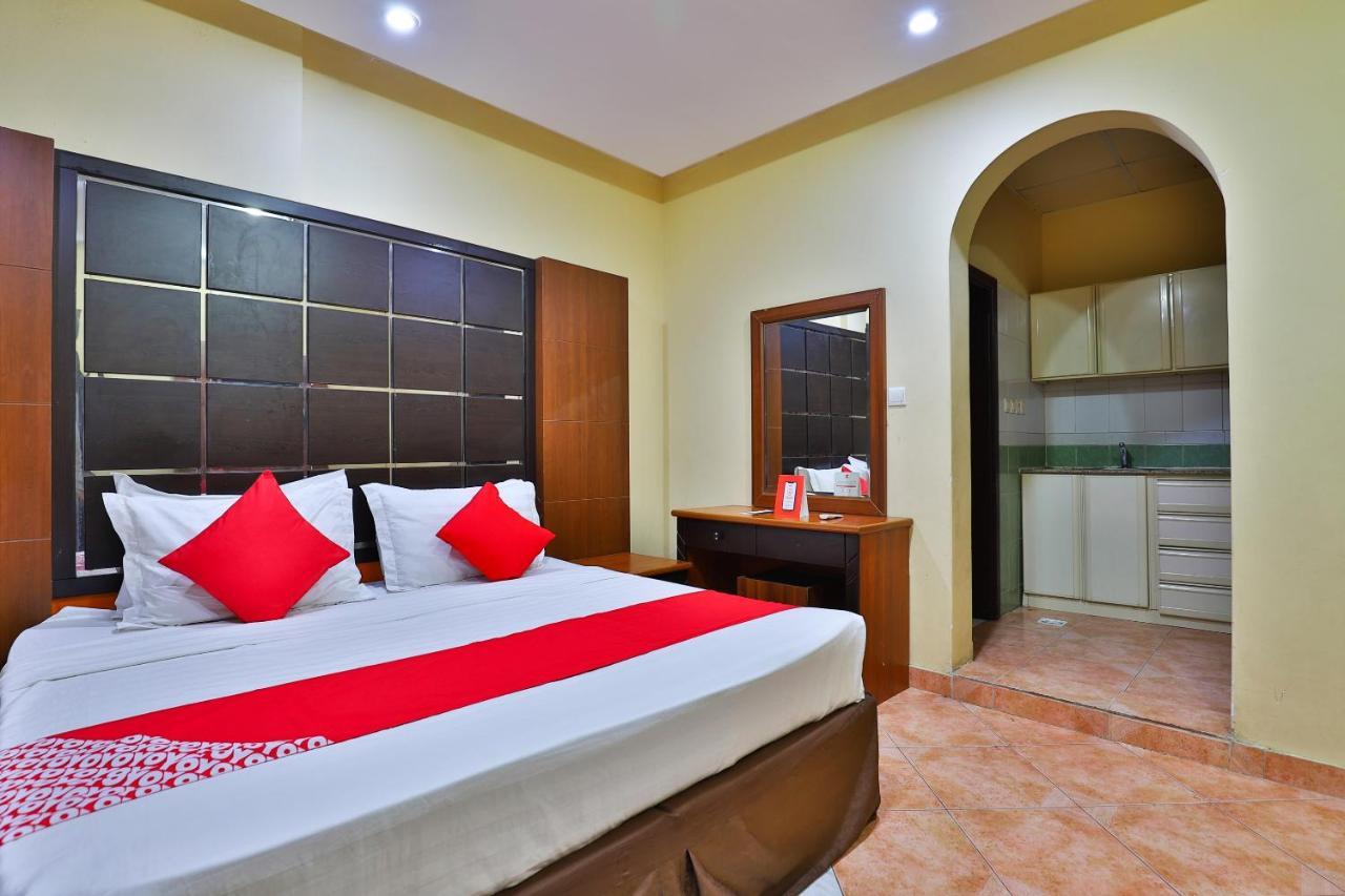 Oyo 396 Alam Al Sala Al Kobra Towers Hotel Jeddah Exterior photo