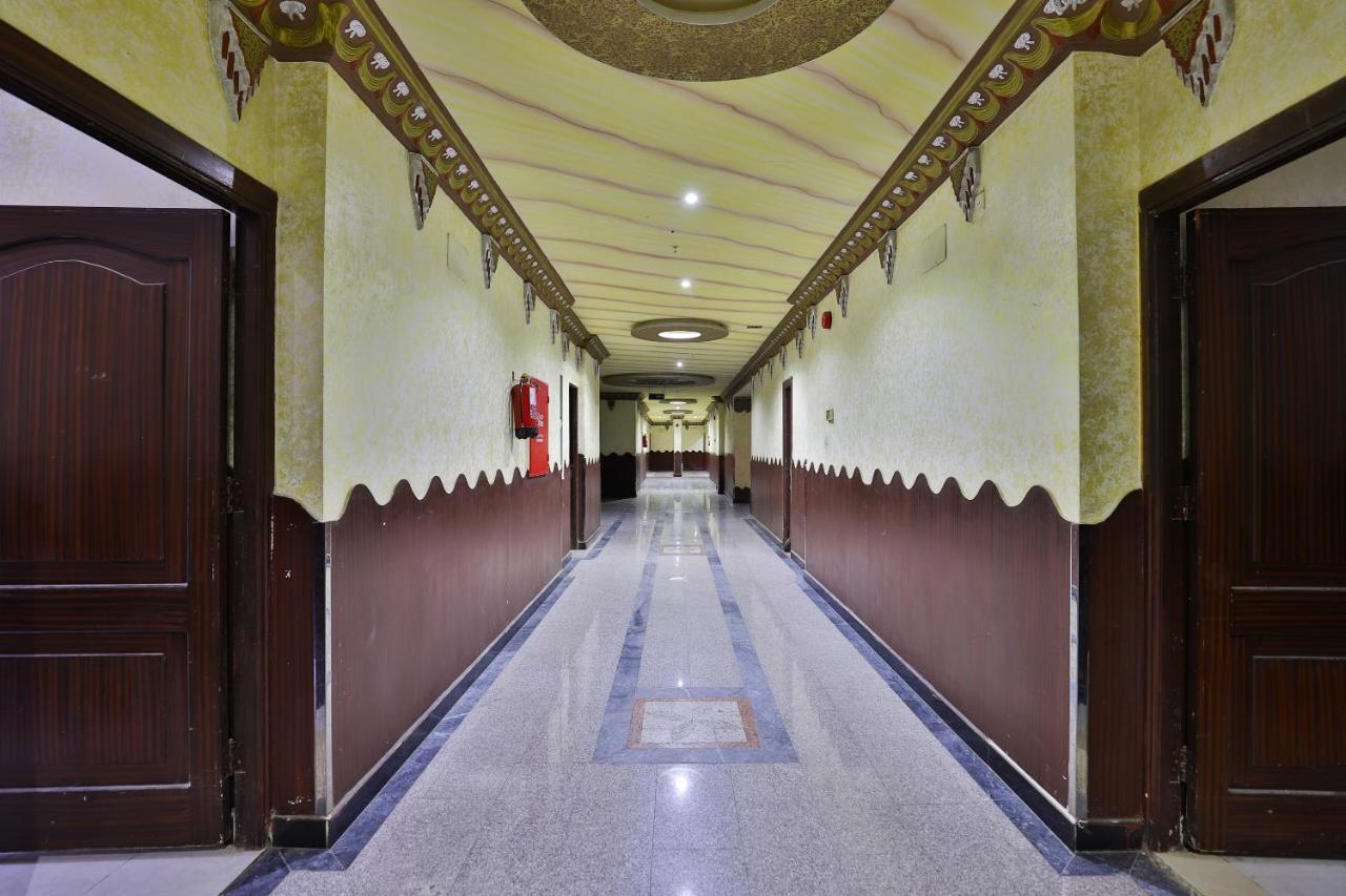 Oyo 396 Alam Al Sala Al Kobra Towers Hotel Jeddah Exterior photo