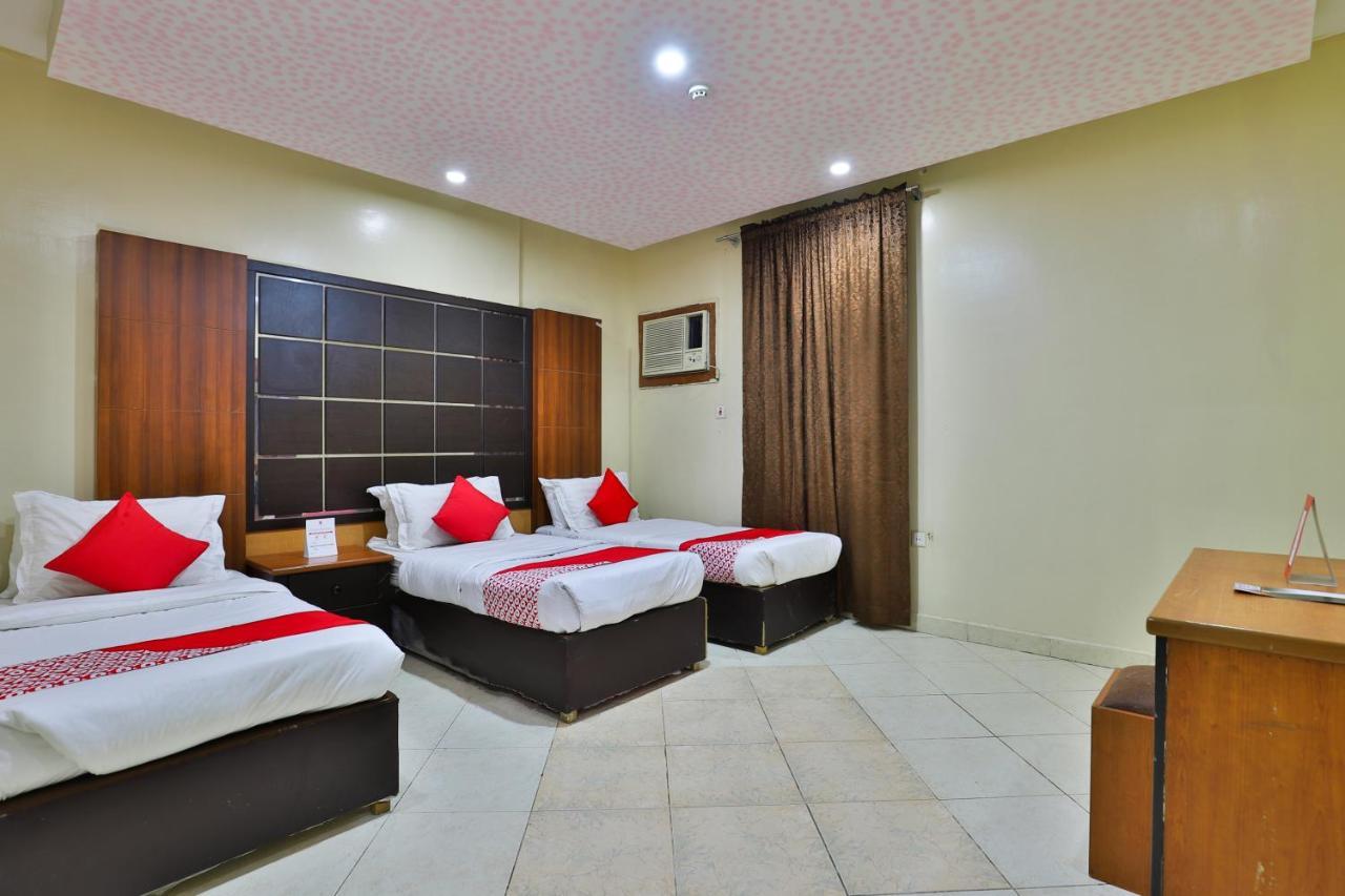 Oyo 396 Alam Al Sala Al Kobra Towers Hotel Jeddah Exterior photo