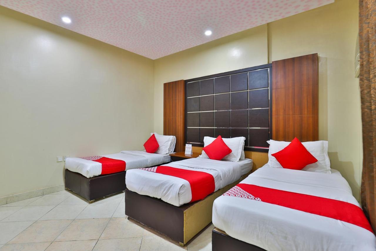 Oyo 396 Alam Al Sala Al Kobra Towers Hotel Jeddah Exterior photo
