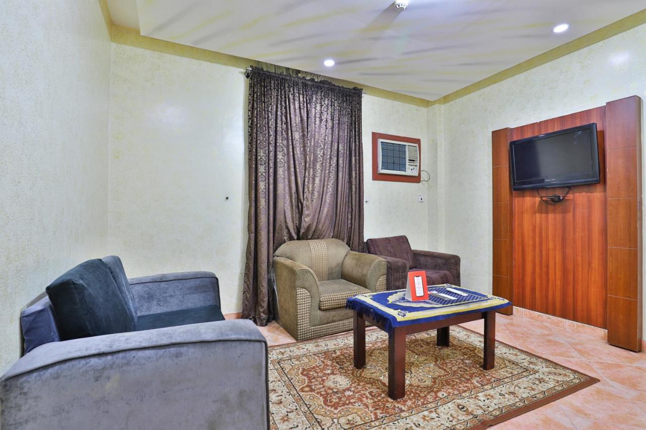 Oyo 396 Alam Al Sala Al Kobra Towers Hotel Jeddah Exterior photo