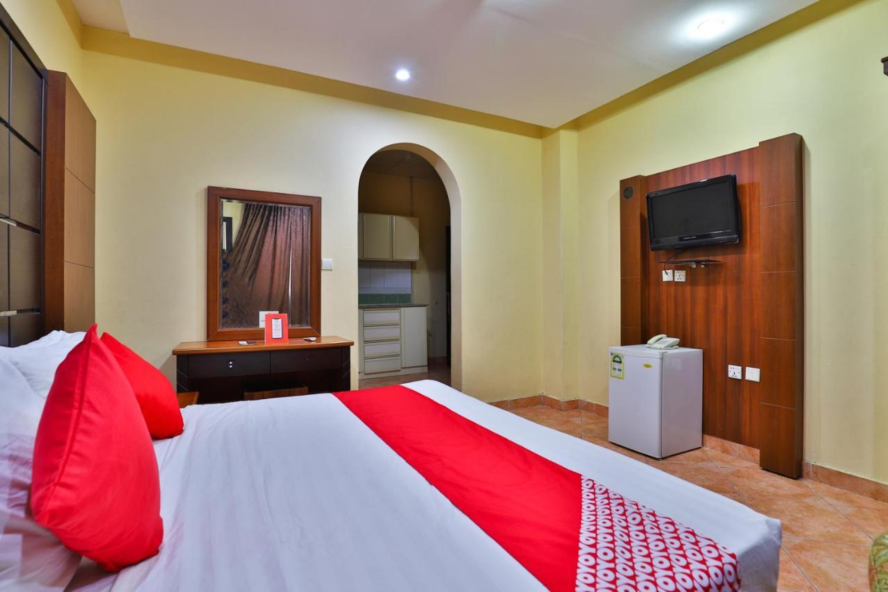 Oyo 396 Alam Al Sala Al Kobra Towers Hotel Jeddah Exterior photo